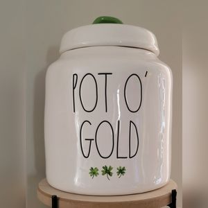 Rae Dunn Pot o Gold canister